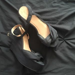 Dramatic Black Heeled Platforms
